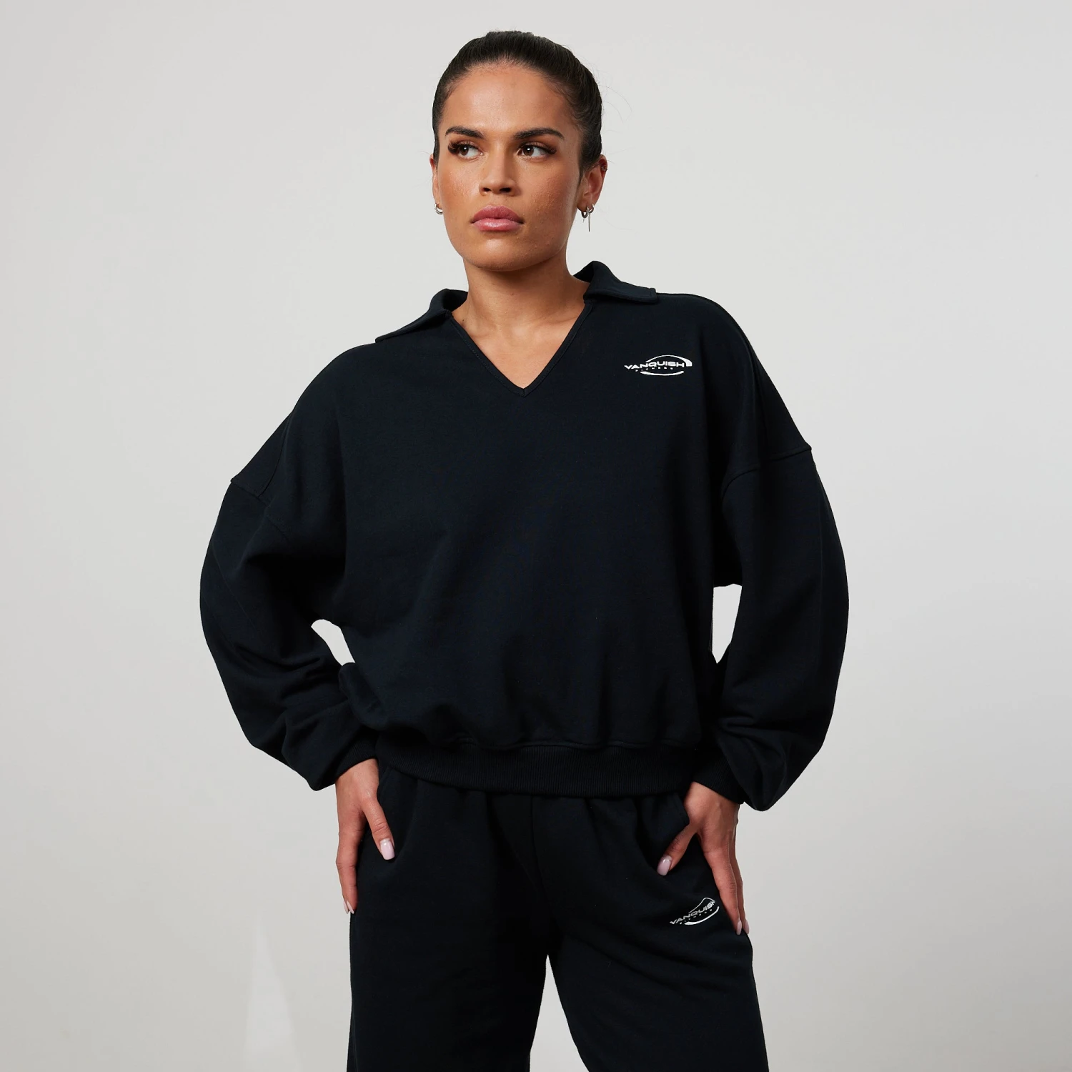 Vanquish Enhance Black Collar Sweatshirt 1 Vanquish Enhance Black Collar Sweatshirt