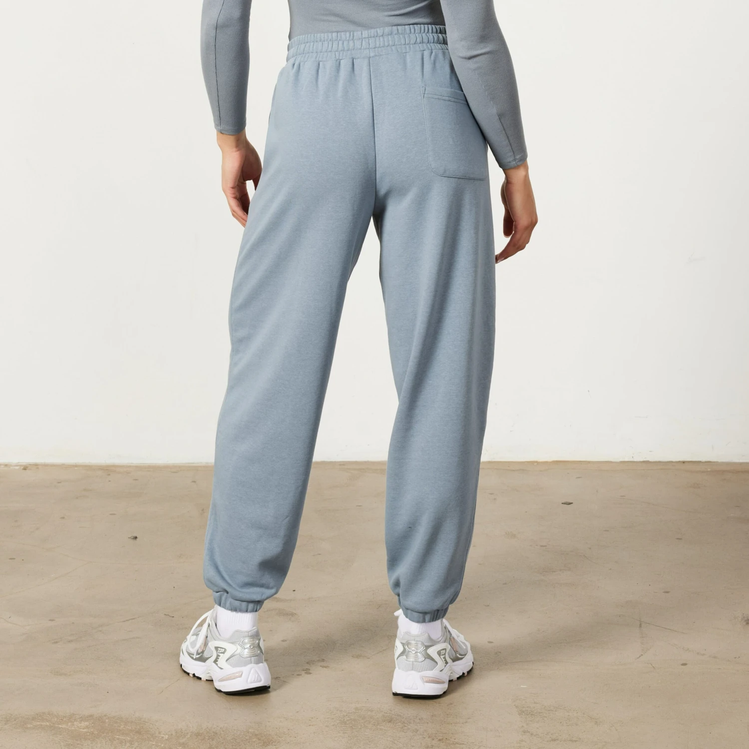 Vanquish Restore Slate Grey Oversized Sweatpants 2 Vanquish Restore Slate Grey Oversized Sweatpants - Image 2