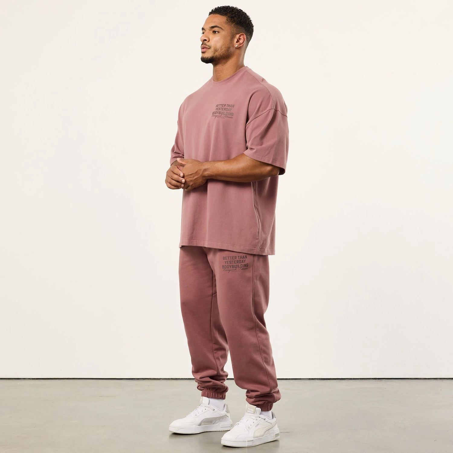 Vanquish Bodybuilding Dark Mauve Oversized Sweatpants 2 Vanquish Bodybuilding Dark Mauve Oversized Sweatpants - Image 2