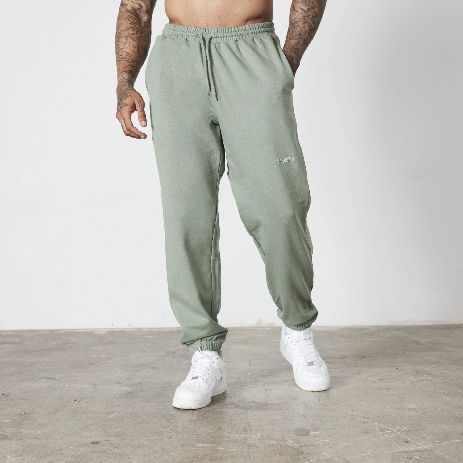 Vanquish Essential Green Oversized Sweatpants 1 Vanquish Essential Green Oversized Sweatpants