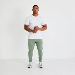 Vanquish Essential White Slim Fit Short Sleeve T Shirt -Vanquish Fitness Shop vanquish essential white slim fit short sleeve t shirt 784545