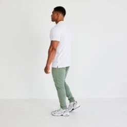 Vanquish Essential White Slim Fit Short Sleeve T Shirt -Vanquish Fitness Shop vanquish essential white slim fit short sleeve t shirt 977831