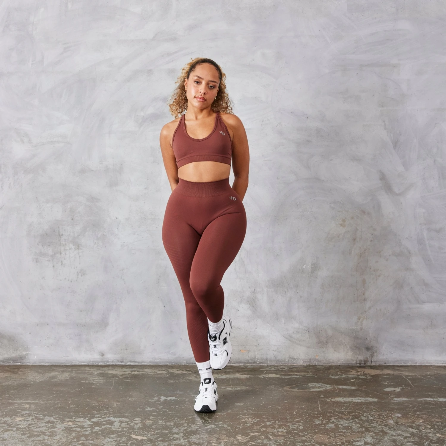 Vanquish Neutral V2 Seamless Brown Bra 2 Vanquish Neutral V2 Seamless Brown Bra - Image 2