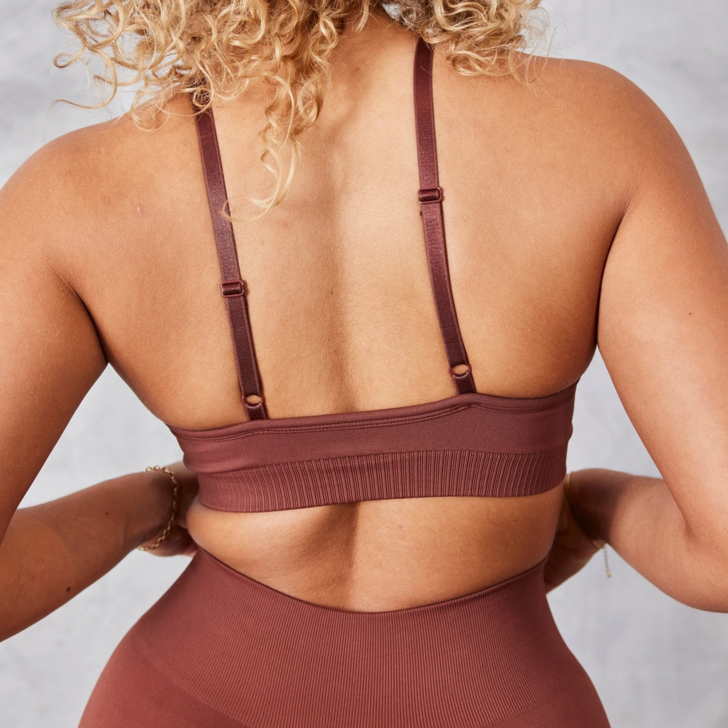 Vanquish Neutral V2 Seamless Brown Bra 4 Vanquish Neutral V2 Seamless Brown Bra - Image 4